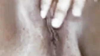 Indian Aunty Fingering Her Wet Pussy Moaning Loud At Home