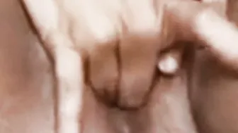 Indian Aunty Fingering Her Wet Pussy Moaning Loud At Home