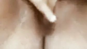 Indian Aunty Fingering Her Wet Pussy Moaning Loud At Home