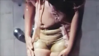 Married Woman Letting Me Film Her Naked Body And Hot Curves