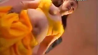 Sexy Aunty Dancing Topless Revealing Her Big Natural Tits