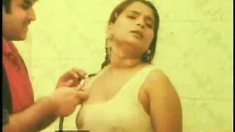 Thick Desi Aunty Stripping Naked Showing Everything Off