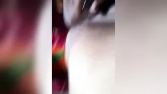 Horny Married Aunty Fingering Her Wet Pussy Until She Cums