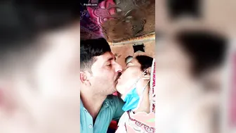 Pakistani Aunty Getting Romanced And Fucked By Neighbor