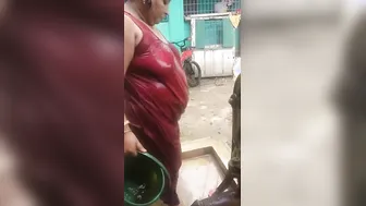 Bengali Village Aunty Getting Naked In Outdoor Bath Caught