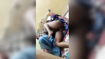 South Indian Milf Moaning Loud While Getting Fingered Good