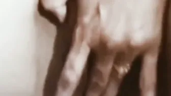 Indian Milf Masturbating On Webcam Showing Off For Viewer