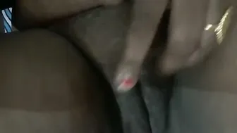 Thick Indian Milf Exposing Her Tight Creamy Pussy Hole Close