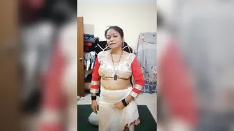 Uncle Fucking His Aunty Deep While Kissing Her Juicy Pussy