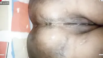 Mature Indian Aunty Showing Off Her Pussy And Ass