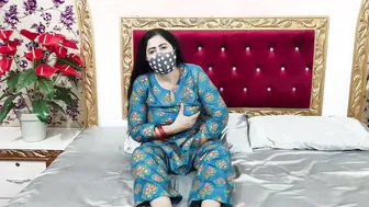 Gorgeous Married Woman Masturbating Her Wet Pussy For Fans