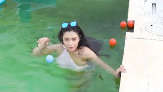 Sexy Babe Showing Off Her Body Teasing In Pink Swimsuit