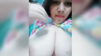 Grabbing My Pakistani Neighbors Big Soft Bouncing Boobs