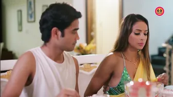 Indian Aunty Seducing Young Guy For Hardcore Fucking Spree