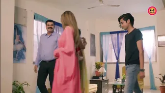 Indian Aunty Seducing Young Guy For Hardcore Fucking Spree