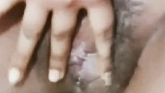 Indian Milf Fingering Her Dripping Wet Pussy On Webcam Moaning