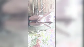 Desi Auntie Bathing Naked Outdoors Caught On Camera Looking Hot