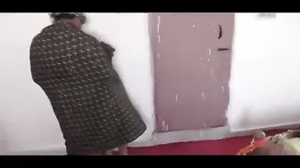 Mature Indian Auntie Showing Off Her Body In Homemade Video