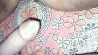 Mature Aunty Eating Out Young Bengali Girlfriend's Pussy