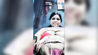 Naughty Indian Aunty Stripping Naked On Her Webcam Show