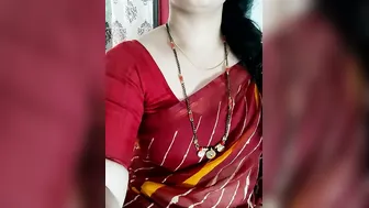 My Teacher Aunty Flashing Her Massive Tits During The Lesson