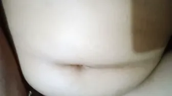 Married Woman Giving Handjob Before Getting Her Pussy Eaten