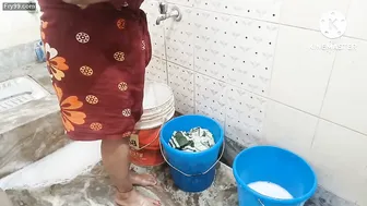 Thick Aunty Washing Clothes Gets Bent Over And Fucked Raw