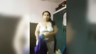 Busty Milf Bouncing Her Huge Tits While Getting Pounded
