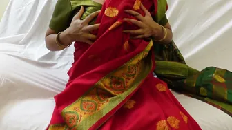 Indian Wife Rubbing Her Clit Until She Cums All Over Bed