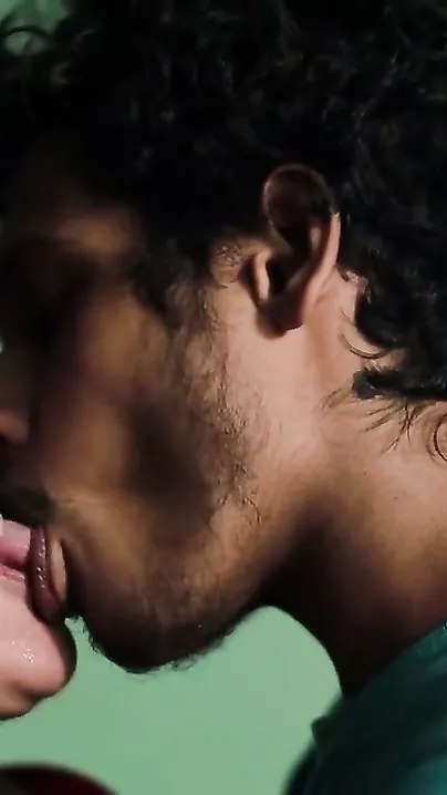 Chubby Indian Whore Loves Big Cock In Tight Sari