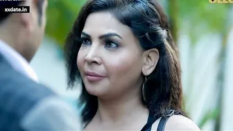 Desi Wife Jerks Husband’s Friend In Parked Car