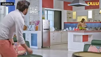 Teen Desi Girl Flashing Wet Pussy In College Bathroom For Phone Pics