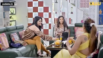 Teen Desi Girl Flashing Wet Pussy In College Bathroom For Phone Pics