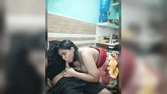 Stripchat Slut Swallowing Cum After Deepthroat Session