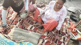 Giving Horny Housewife A Sensual Oil Massage Treatment