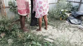 Hot Married Bhabhi Getting Pounded Outdoors In Public Spot