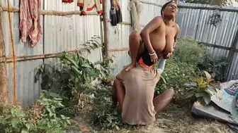 Eating My Wife Pussy Outdoors Until She Cums Everywhere