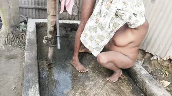 Pissing On Married Woman While Fucking Her Wet Pussy Hard