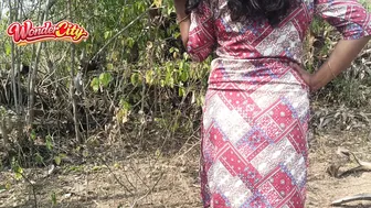 Taking Hot Aunty To The Jungle For Outdoor Fucking Session