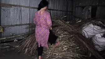 Hugging Cousin From Behind While Cleaning And Anal Pounding