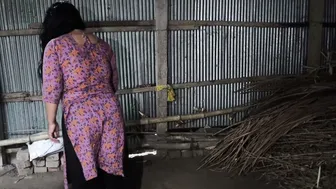 Hugging Cousin From Behind While Cleaning And Anal Pounding