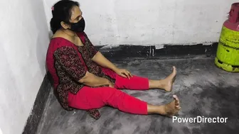 Grabbing Aunty And Ramming Her Ass Hard Until She Screams