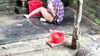 I Hugged My Stepaunty In The Shower And Started Fucking Her Hard