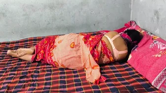 Seeing Stepaunty Lying Hot On Bed Getting Hard And Fucking Her Raw