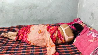 Seeing Stepaunty Lying Hot On Bed Getting Hard And Fucking Her Raw