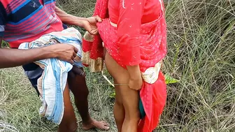 Step Sister In Red Saree Getting Pounded By Younger Brother