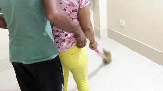 Catching Desi Maid Alone And Fucking Her Tight Ass After Hugging