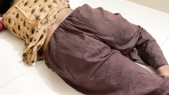 Catching Her Lying Down And Fucking Her Tight Pussy Amateur