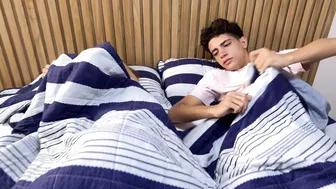 Stepmom Sharing Hotel Bed Leads To Hardcore Fucking