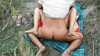 Taking Bhabhi To The Jungle And Fucking Her In Red Saree